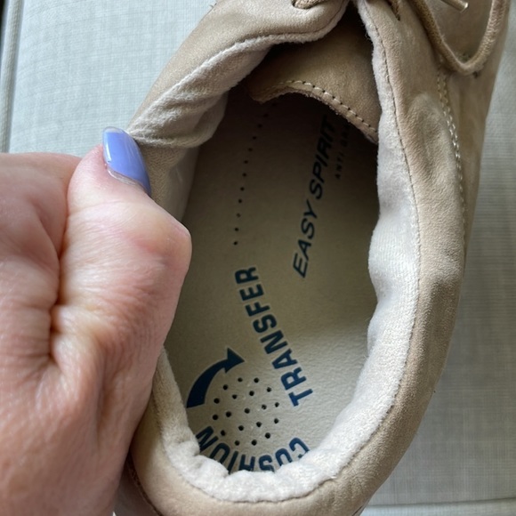 EASY SPIRIT Anti-Gravity Women's Casual Shoes Tan Suede Leather Tie Shoes Sz 8M - Picture 8 of 10